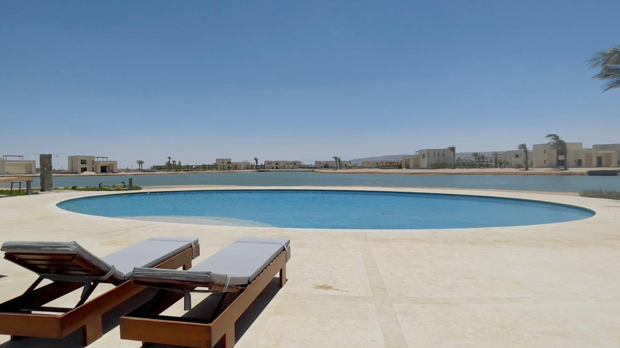 Ollystays Shedwan 1br Pool & Lagoon Access *