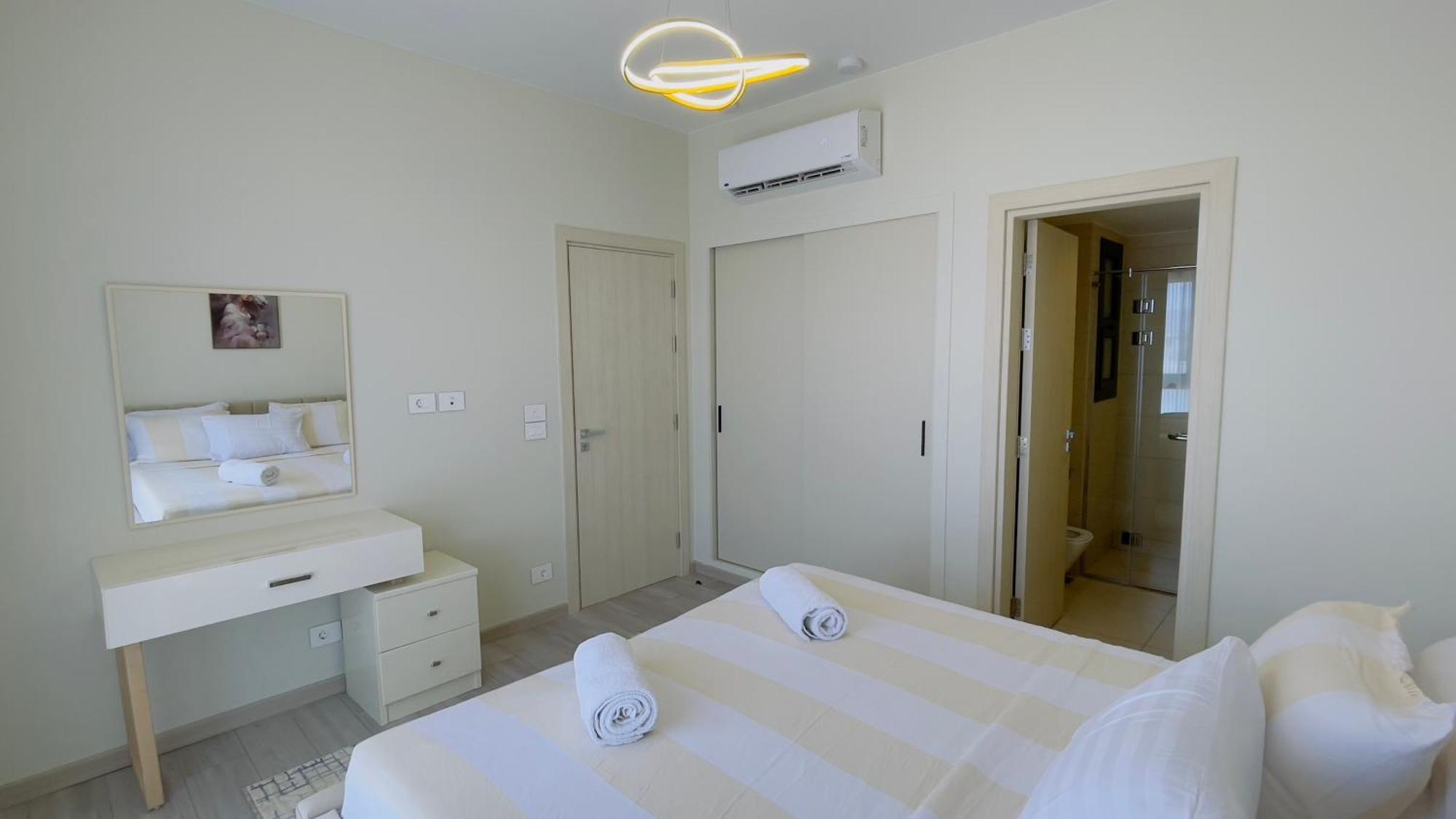 Ollystays Shedwan 1br Pool & Lagoon Access